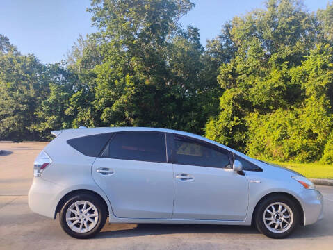 2014 Toyota Prius v Three
