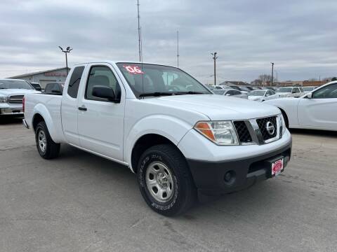 2006 Nissan Frontier for sale at UNITED AUTO INC in South Sioux City NE