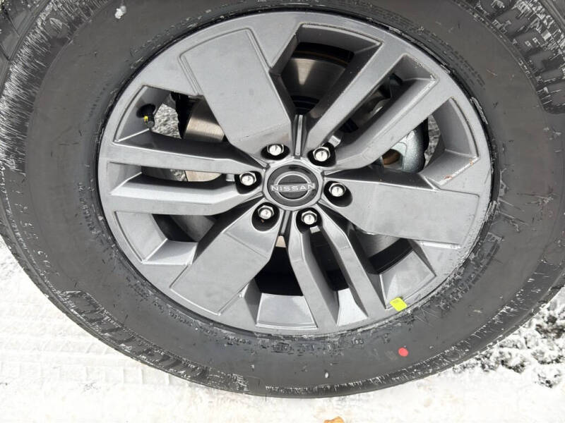 2026 Nissan Frontier SV