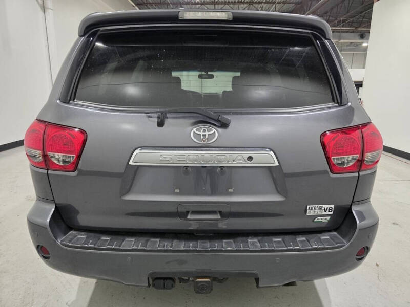 2016 Toyota Sequoia Platinum