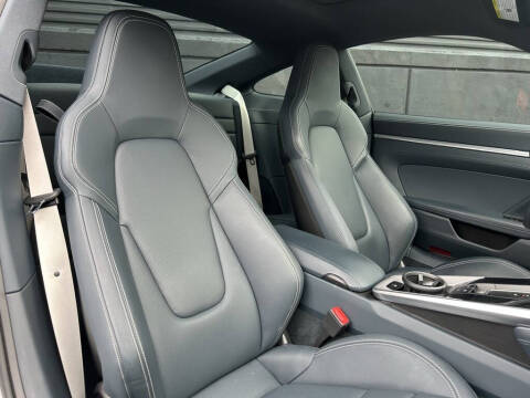 2021 Porsche 911 Carrera