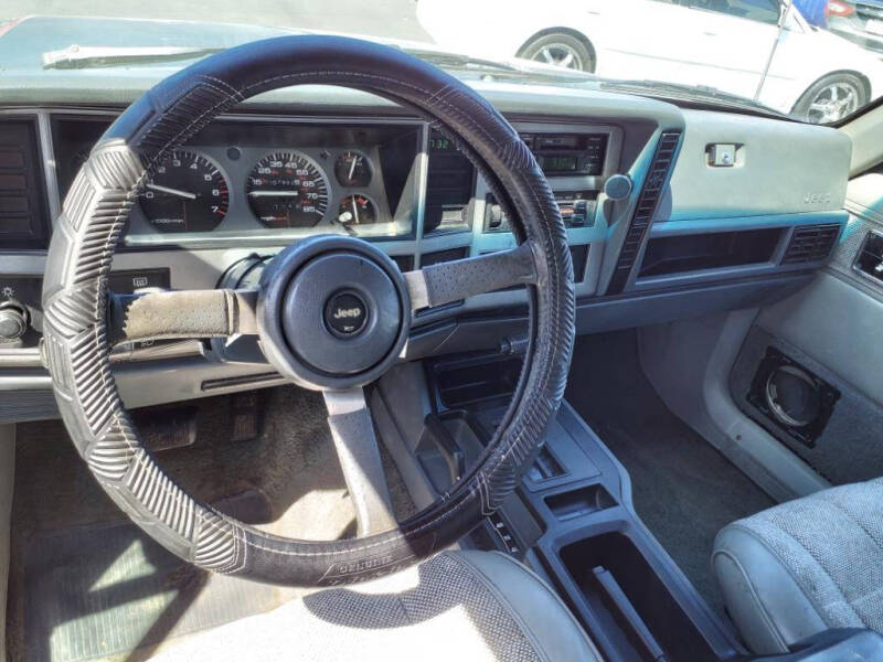 1991 Jeep Cherokee Laredo