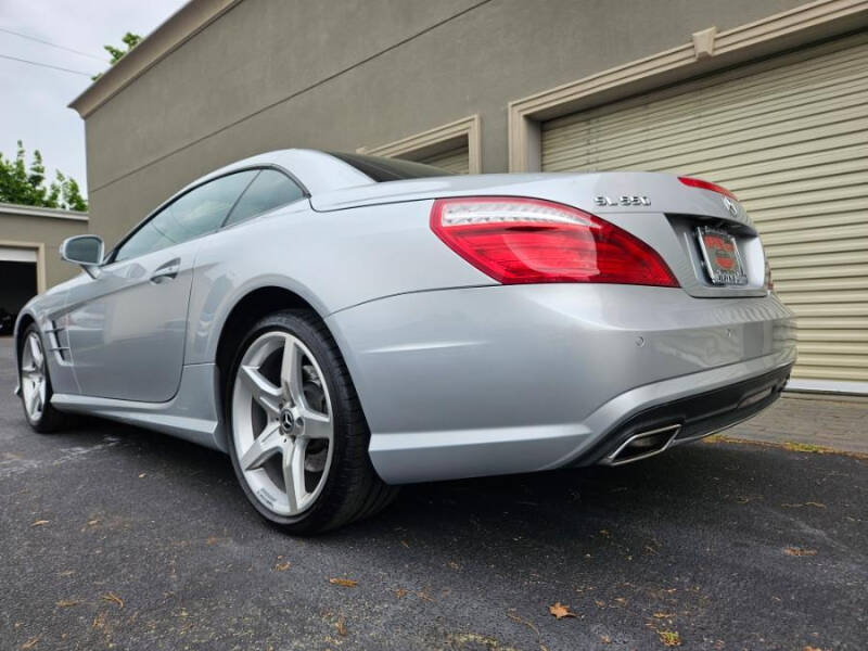 2016 Mercedes-Benz SL-Class SL550 photo 39