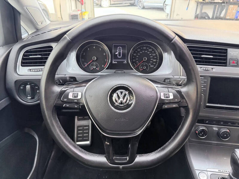2017 Volkswagen Golf Alltrack