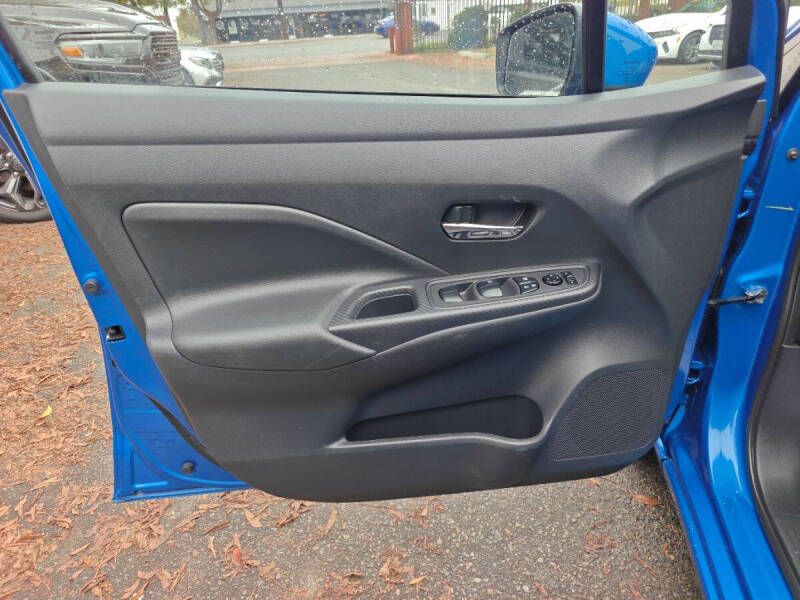 2023 Nissan Versa SV