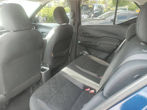 2020 Nissan Kicks SV