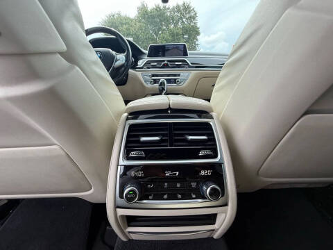 2016 BMW 7 Series 740i