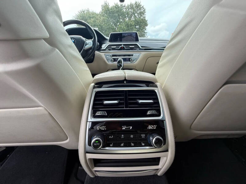 2016 BMW 7 Series 740i