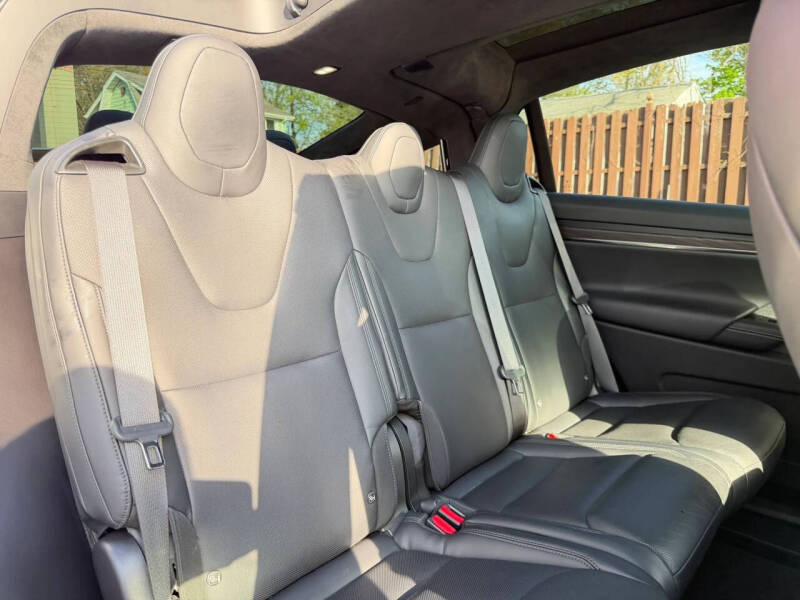 2023 Tesla Model X Standard Range