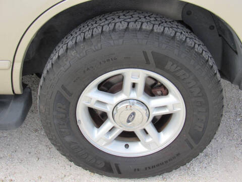 2004 Ford Explorer XLT