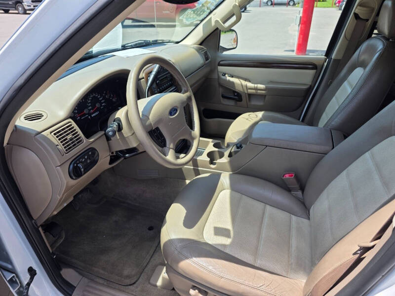 2004 Ford Explorer Eddie Bauer