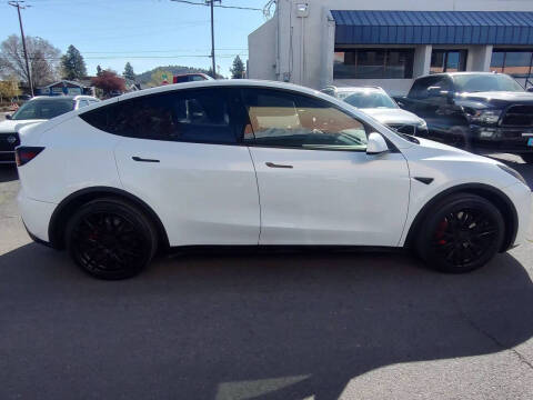 2020 Tesla Model Y Long Range