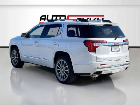 2022 GMC Acadia Denali