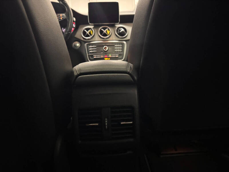 2015 Mercedes-Benz CLA CLA 250