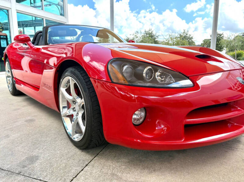 2004 Dodge Viper SRT-10