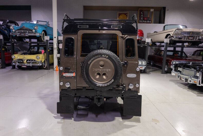 1987 Land Rover Defender