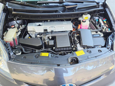 2014 Toyota Prius Plug-in Hybrid