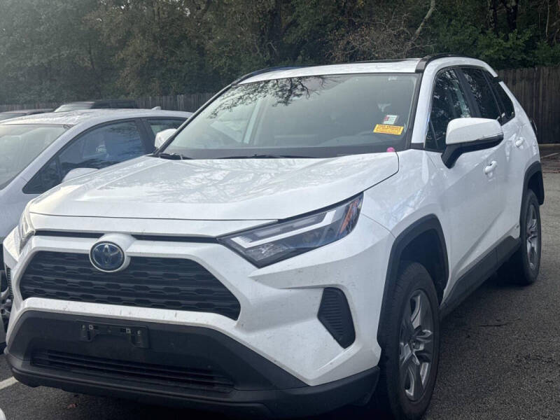 2022 Toyota RAV4 Hybrid XLE