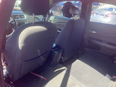 2013 Dodge Avenger SE