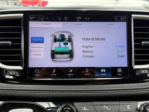 2023 Chrysler Pacifica Plug-In Hybrid Touring L