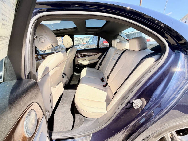 2017 Mercedes-Benz E-Class E 300 4MATIC