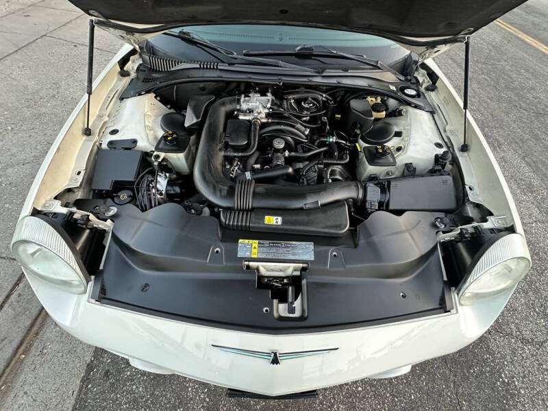 2002 Ford Thunderbird Deluxe