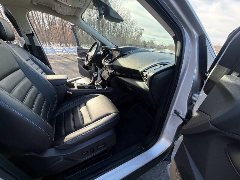2019 Ford Escape Titanium - Photo 15