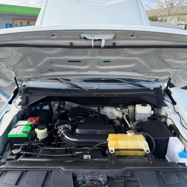 2016 Nissan NV