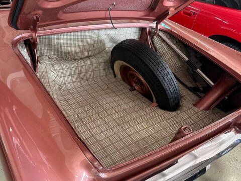 1957 Ford Thunderbird