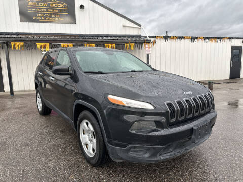 2015 Jeep Cherokee for sale at BELOW BOOK AUTO SALES in Idaho Falls ID