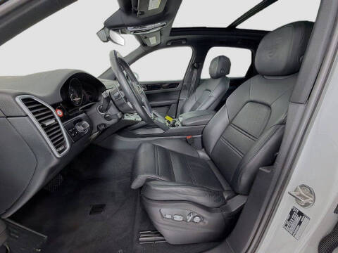 2019 Porsche Cayenne E-Hybrid