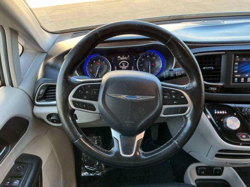 2019 Chrysler Pacifica Touring L