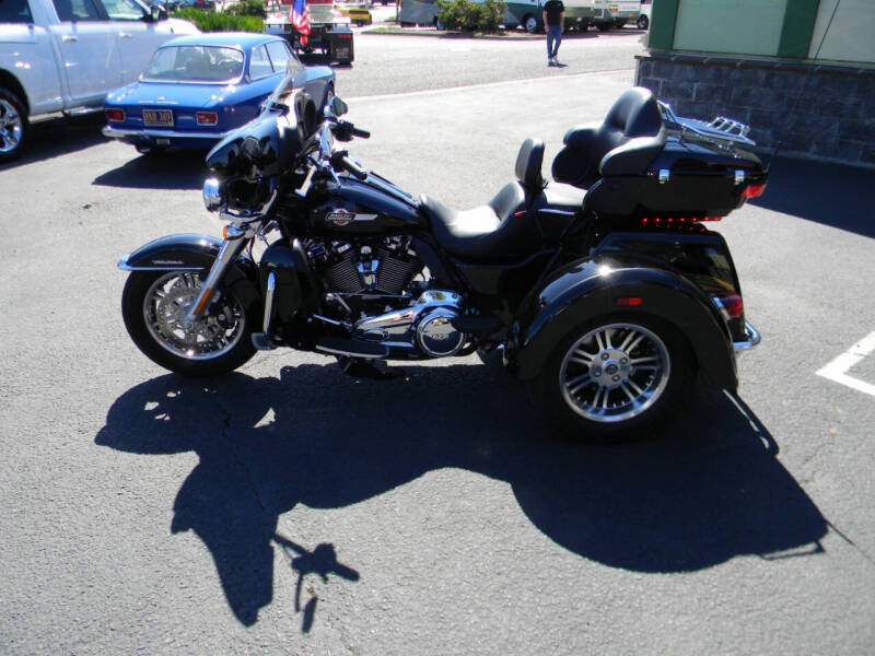 2022 Harley-Davidson Tri Glide Ultra