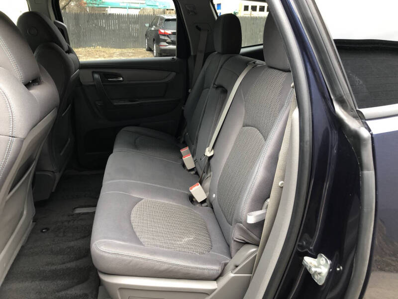2016 Chevrolet Traverse LS