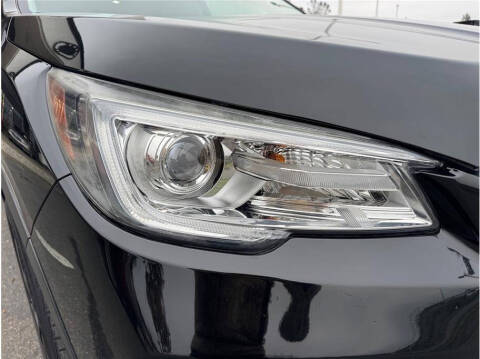 2022 Subaru Ascent Limited 8-Passenger