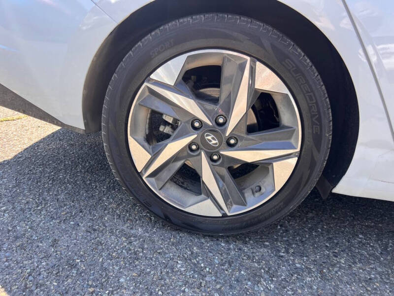 2023 Hyundai Elantra