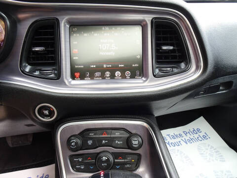 2016 Dodge Challenger SXT