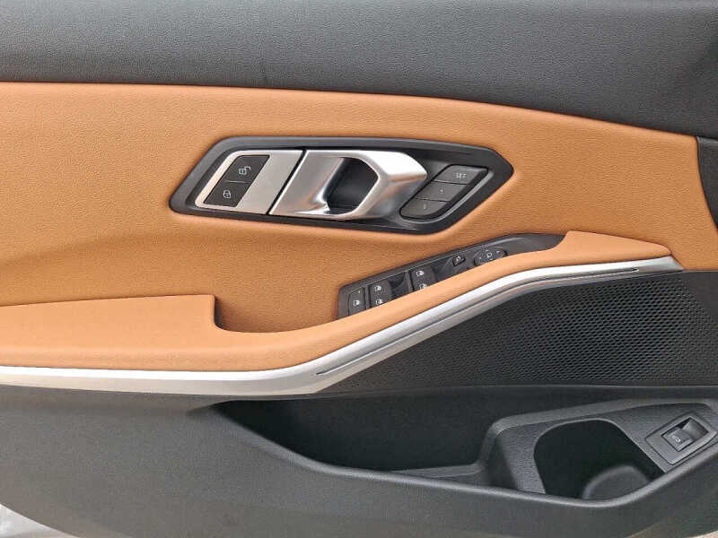 2023 BMW 3 Series 330i xDrive