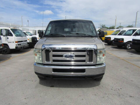 2008 Ford E-Series E-350 SD XLT