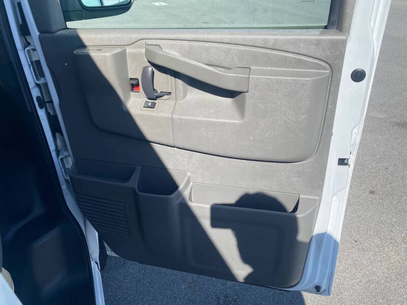 2020 Chevrolet Express 2500
