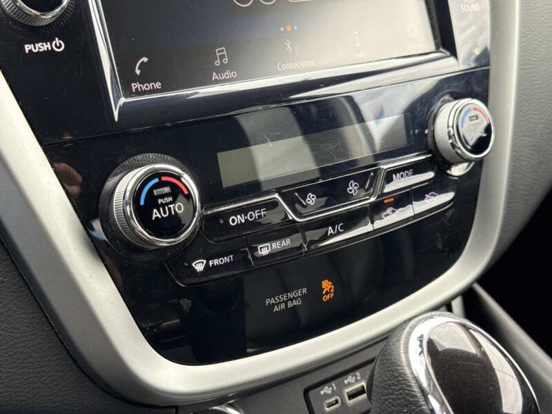 2023 Nissan Murano SV