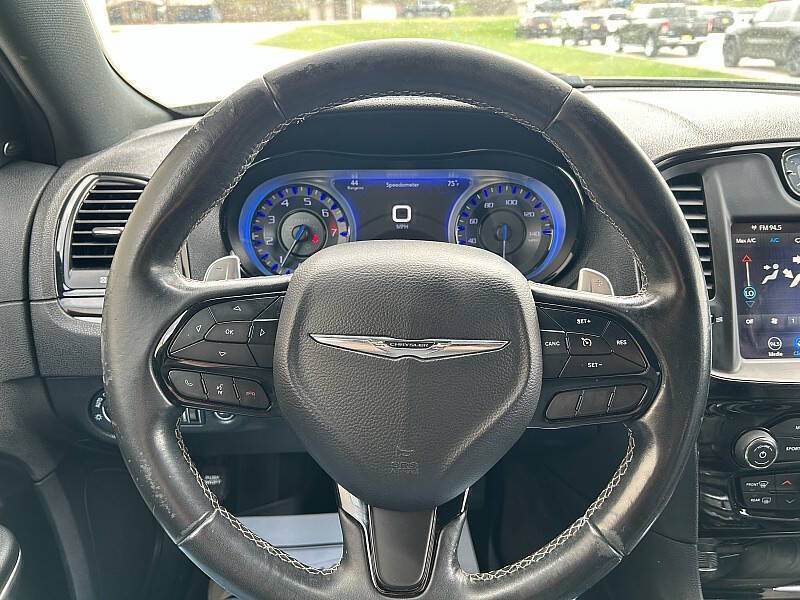 2018 Chrysler 300 S
