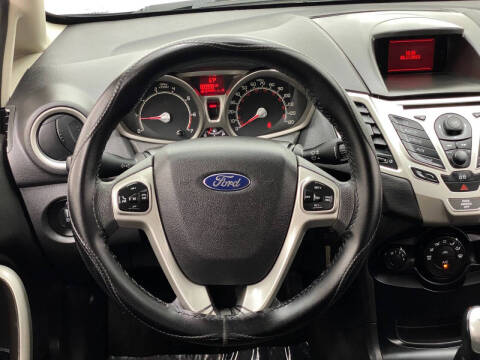 2013 Ford Fiesta SE
