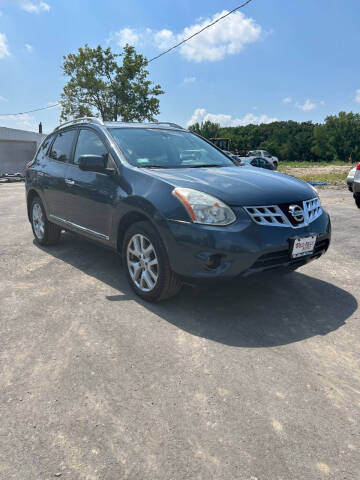 2013 Nissan Rogue SV w/SL Package