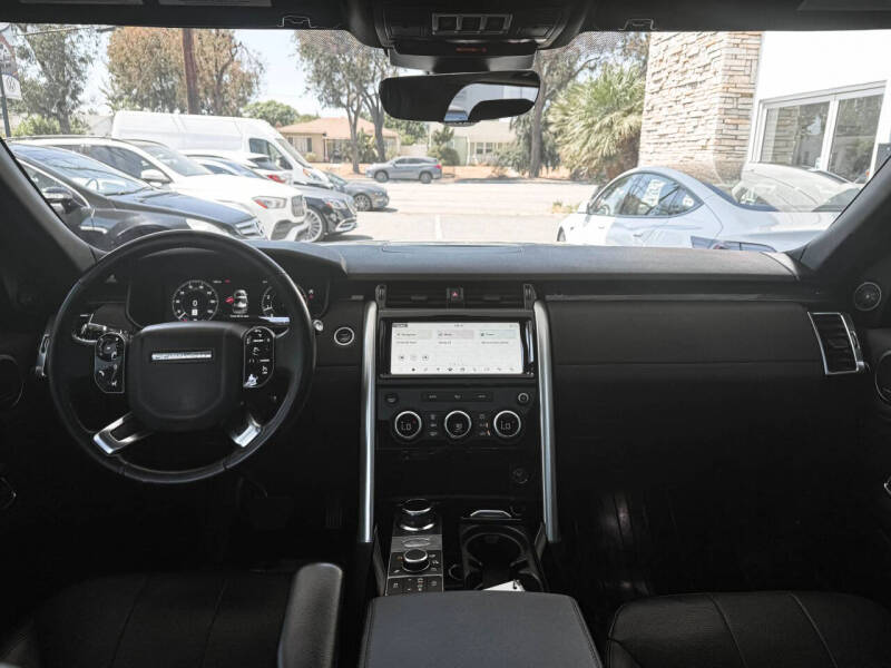 2020 Land Rover Discovery HSE