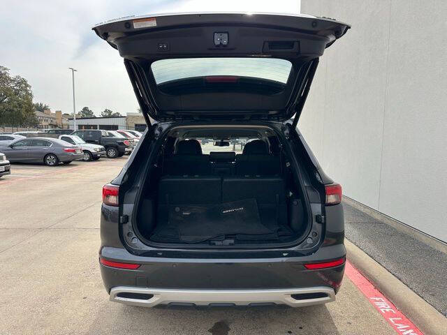 2024 Mitsubishi Outlander SEL