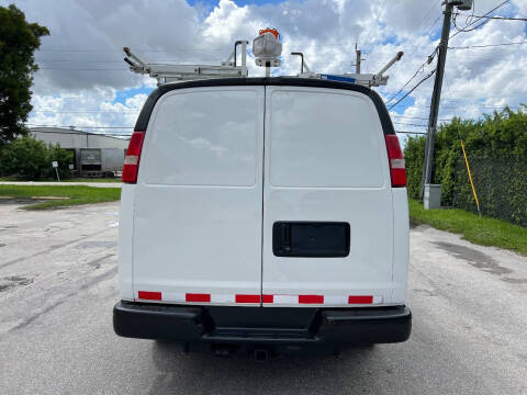 2018 Chevrolet Express 2500