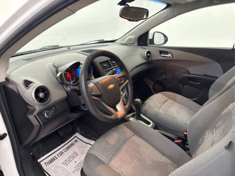 2014 Chevrolet Sonic LS Auto