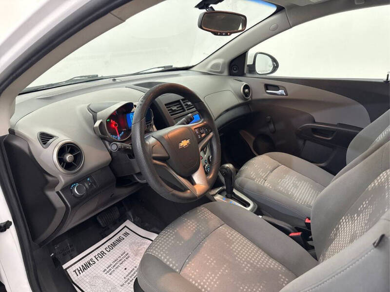 2014 Chevrolet Sonic LS Auto