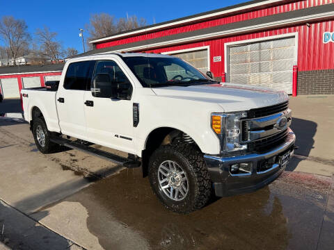 2017 Ford F-250 Super Duty for sale at BISMAN AUTOWORX INC in Bismarck ND